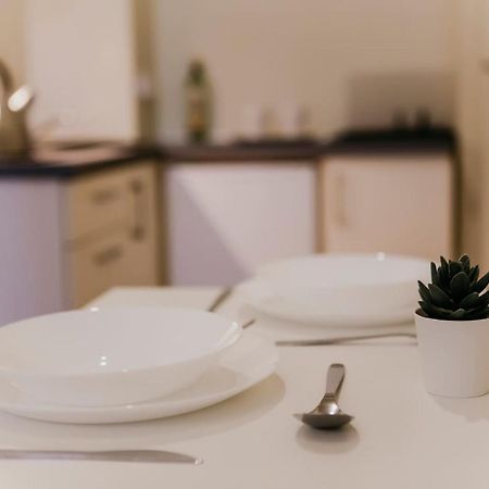 Smallest Apartment In The Center Of Riga Luaran gambar