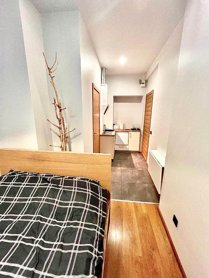 Smallest Apartment In The Center Of Riga Luaran gambar