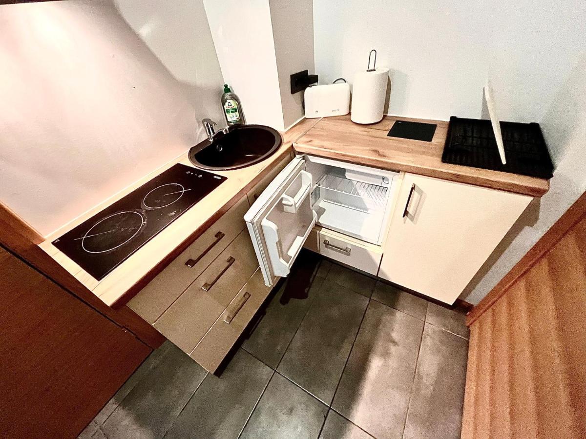 Smallest Apartment In The Center Of Riga Luaran gambar